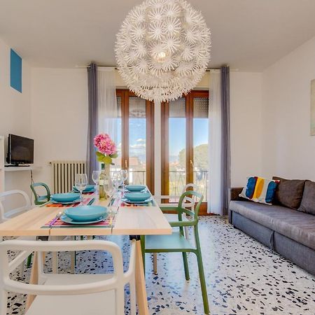 Isa Sirmione Apartments Bagian luar foto
