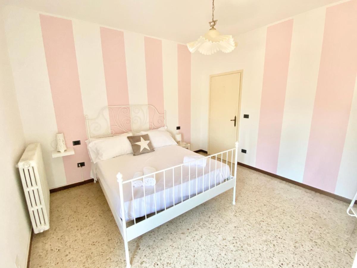 Isa Sirmione Apartments Bagian luar foto