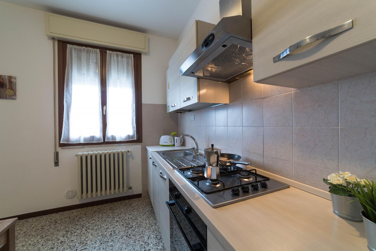Isa Sirmione Apartments Bagian luar foto