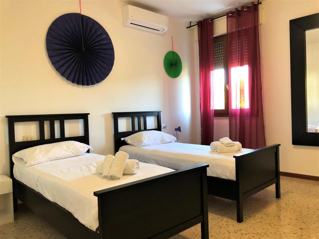 Isa Sirmione Apartments Bagian luar foto